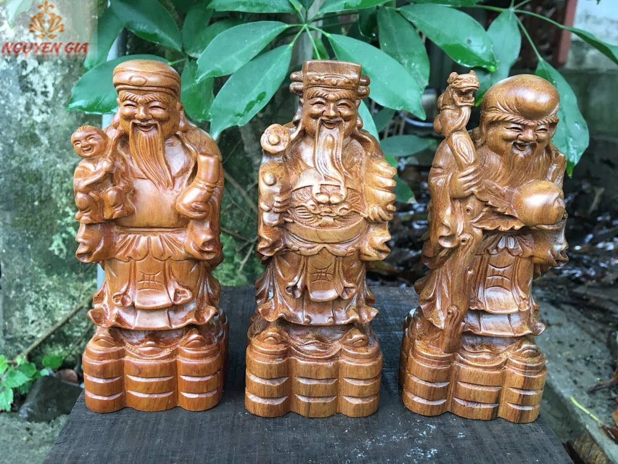 Nên mua quà cho sếp chuyển công tác là gì?