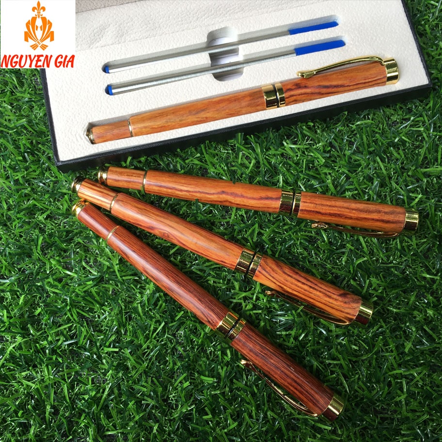 Viết ký tên gỗ sưa Lào - Bút ký tên Doanh Nhân
