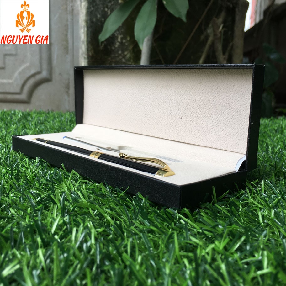 Bút ký tên cao cấp màu đen kẹp vàng sang trọng đẳng cấp
