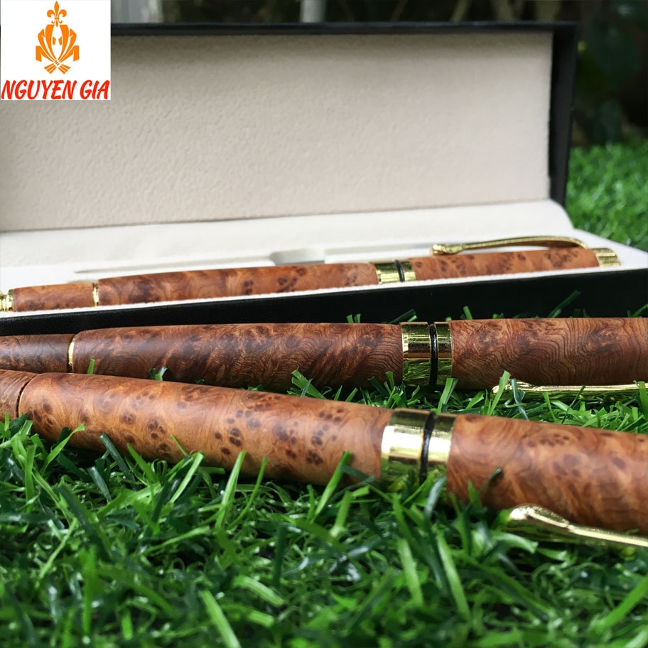 Bí quyết chọn và sử dụng bút ký tên đẹp bằng gỗ tự nhiên